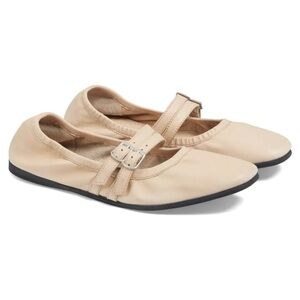 NEW FREE PEOPLE BEIGE LEATHER BALLET FLATS